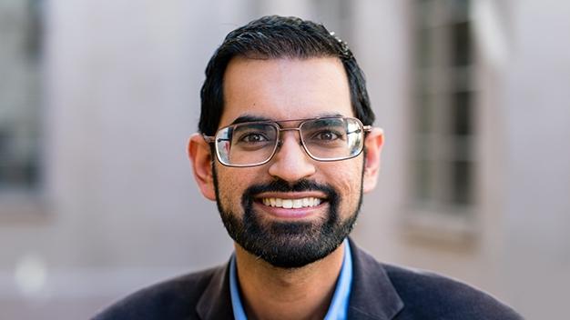 Adam Husein headshot