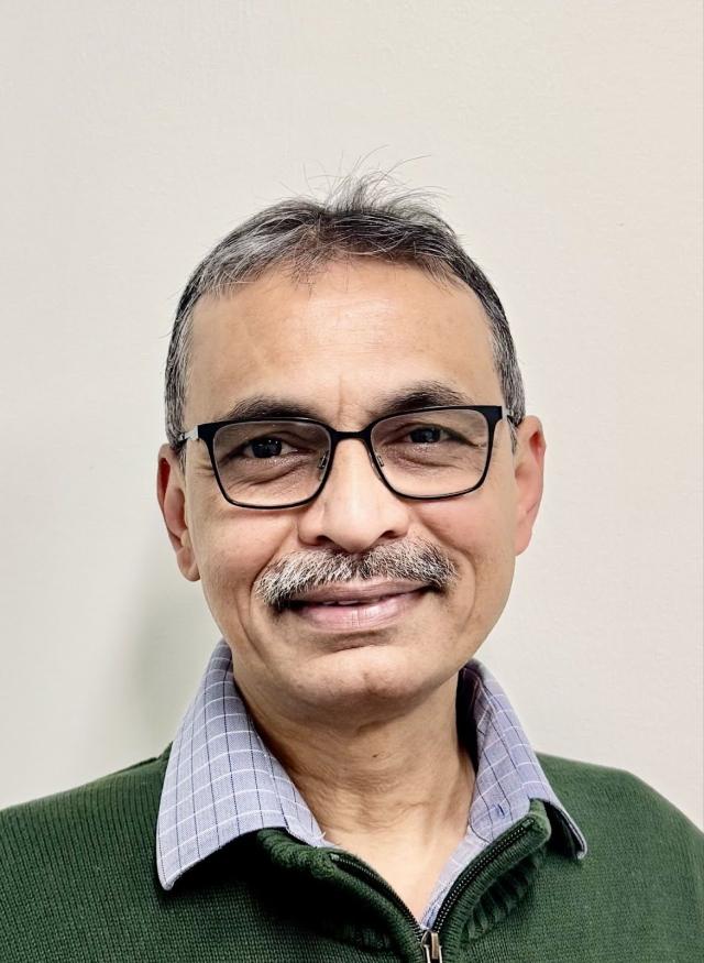 Headshot of Satish Murthy
