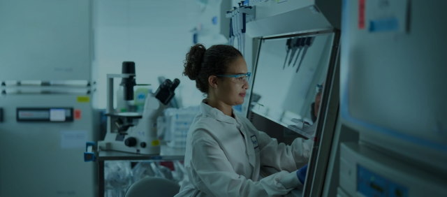 Woman working in a medical lab