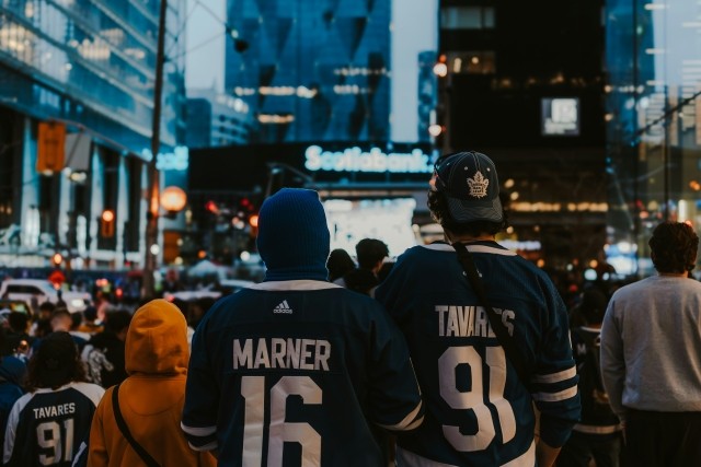 hockey fans walking