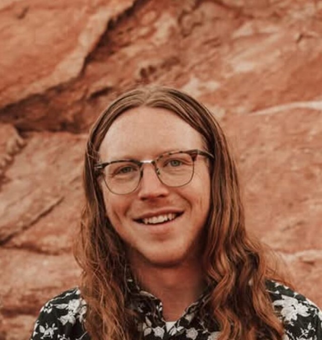 Headshot of Frank Hull