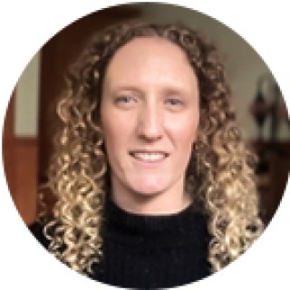 Rebecca Barter headshot