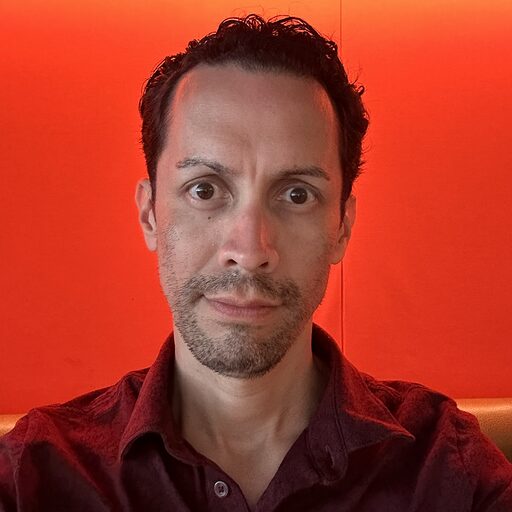 Headshot of Edgar Ruiz